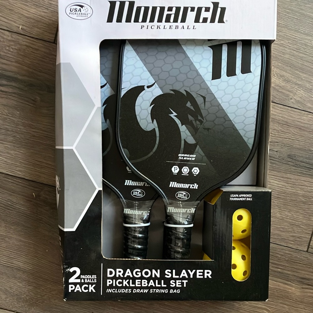 Monarch Dragon Slayer Pickleball Set